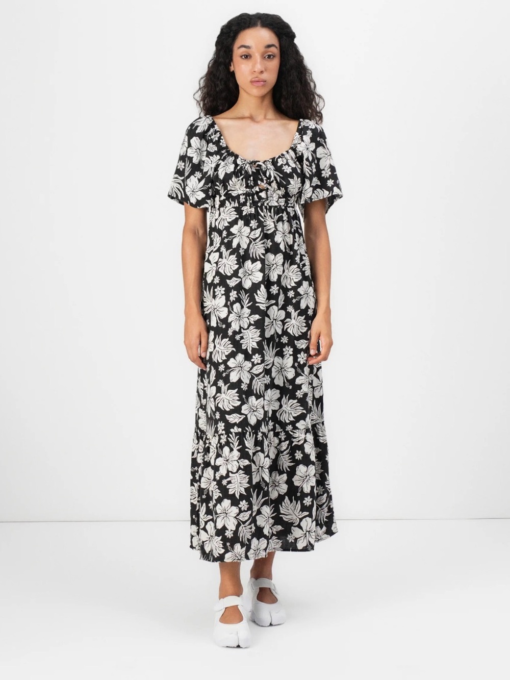 Rip curl Keepsakes Flutter Sleeve Maxi Dress